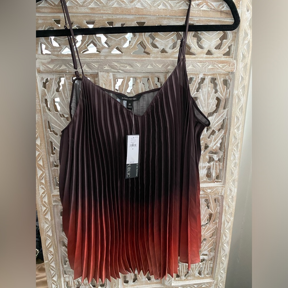 Banana Republic blouse/ camisole .. size medium